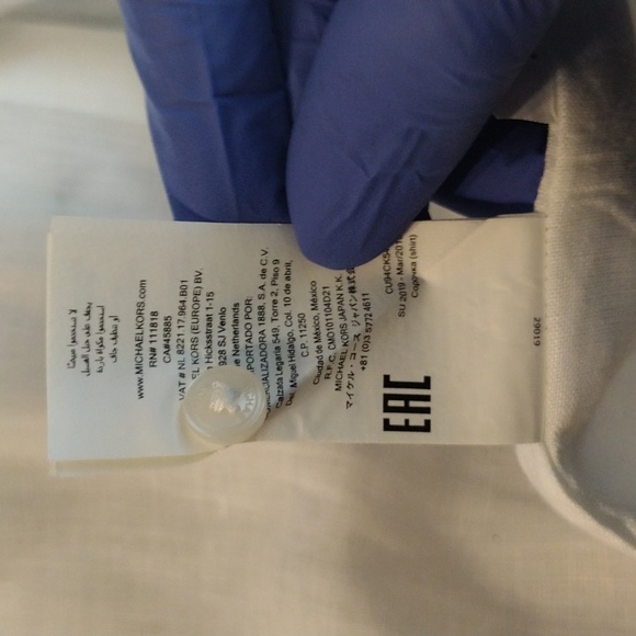 Michael Kors Sunglass-Print Linen Embroidered Button Down Shirt - Picture 5 of 9